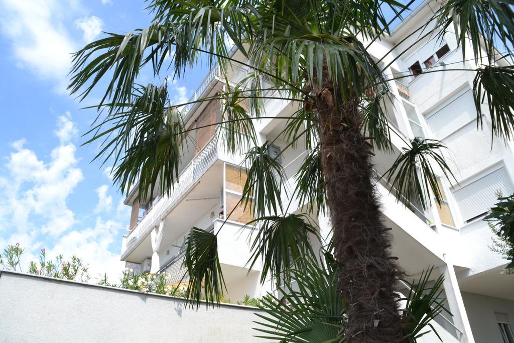 Apartment Antonija With Seaview Rijeka Exterior foto