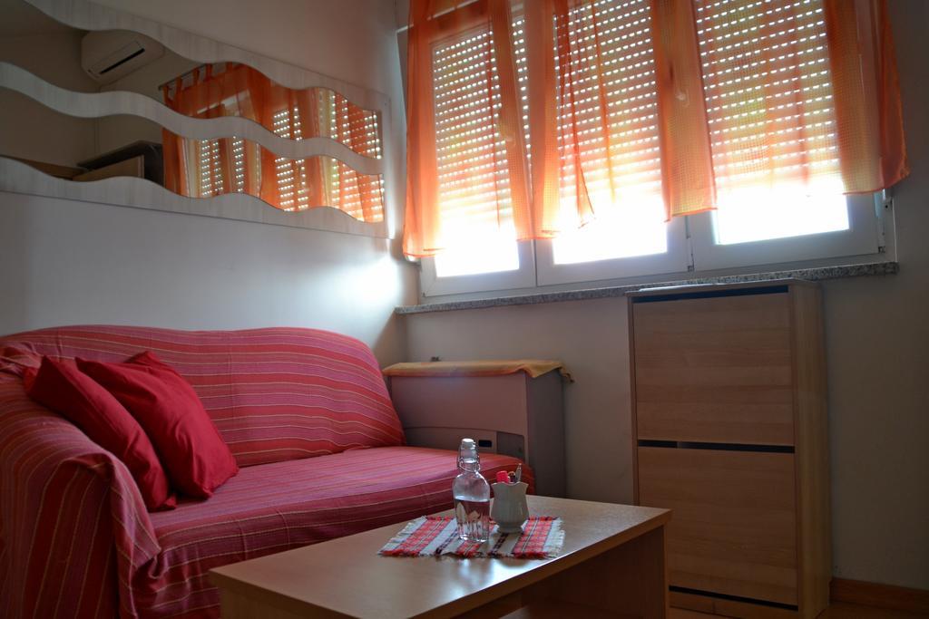 Apartment Antonija With Seaview Rijeka Exterior foto