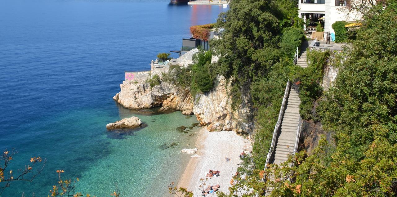 Apartment Antonija With Seaview Rijeka Exterior foto