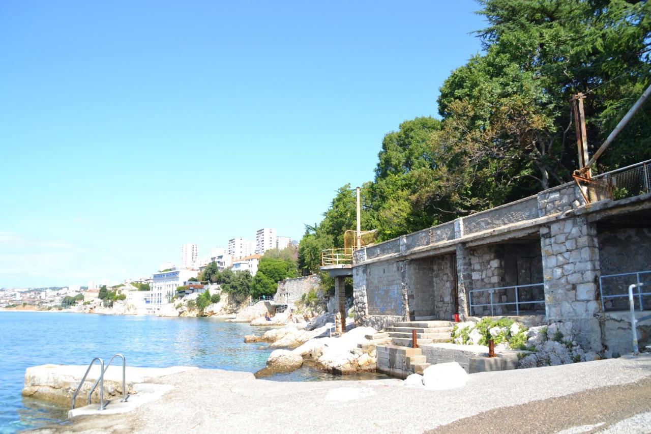 Apartment Antonija With Seaview Rijeka Exterior foto